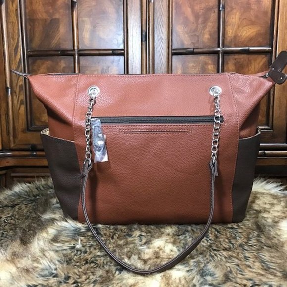 Stone Mountain Caramel Genuine Leather Tote w/Portable USB Charge Bank & Cords - Picture 2 of 13